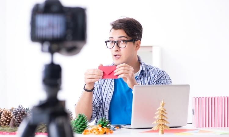 25 New YouTube Channel Ideas Without Showing Your Face For Beginners in 2022 5 Decor Videos