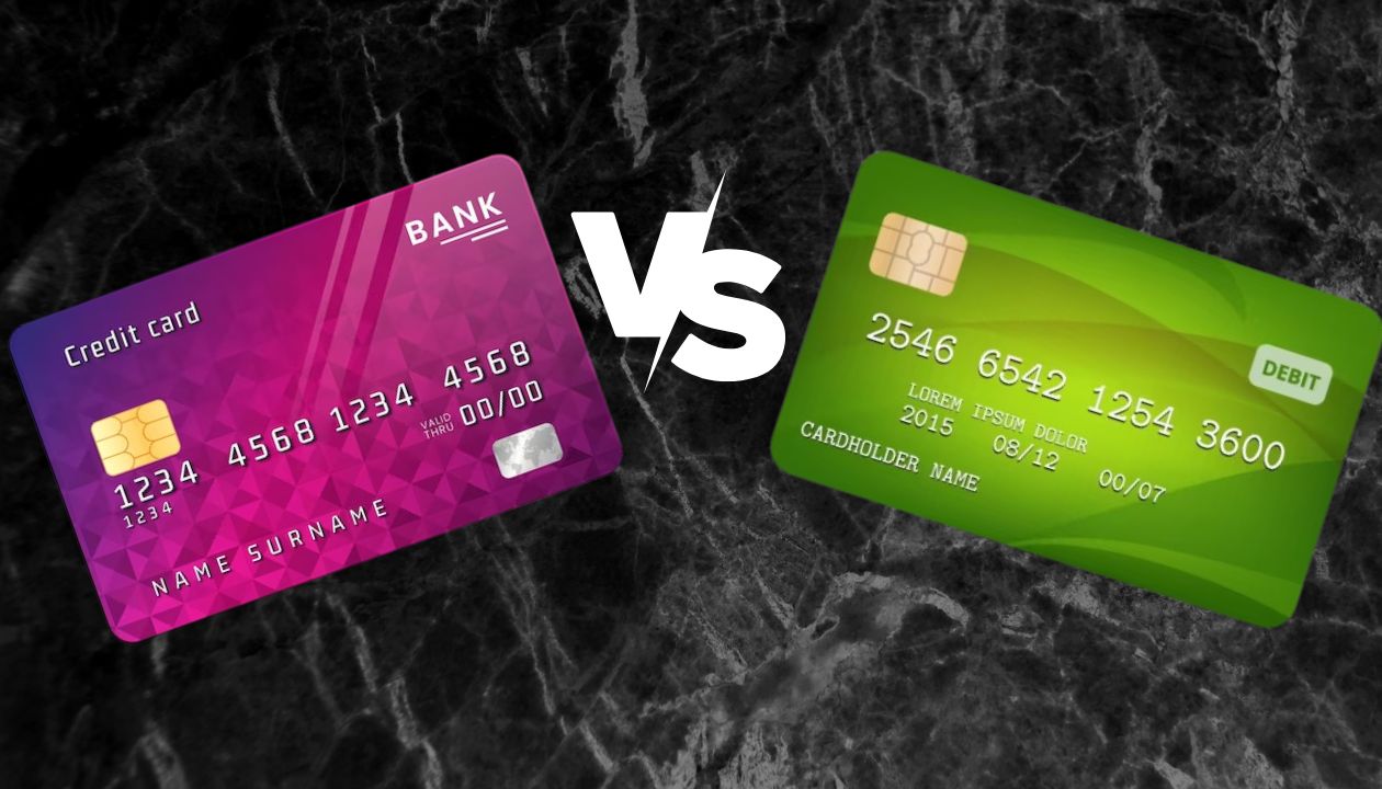 what is the difference between debit card and credit card