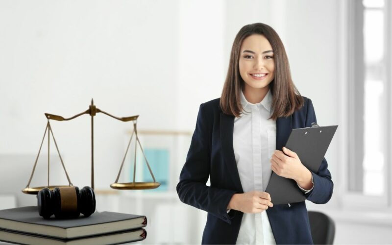 how to become a lawyer in india after 12th